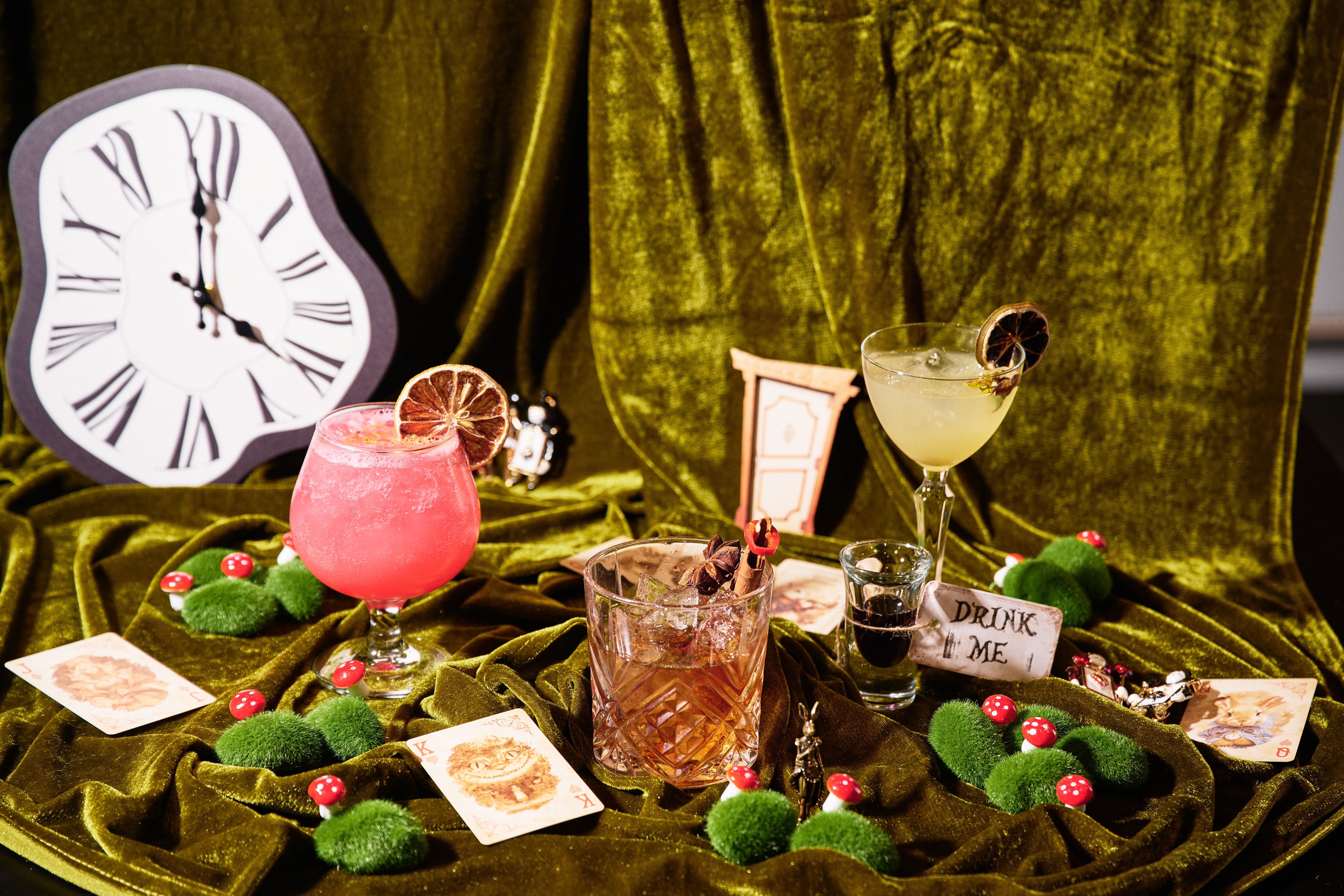 alice in wonderland themed cocktail display
