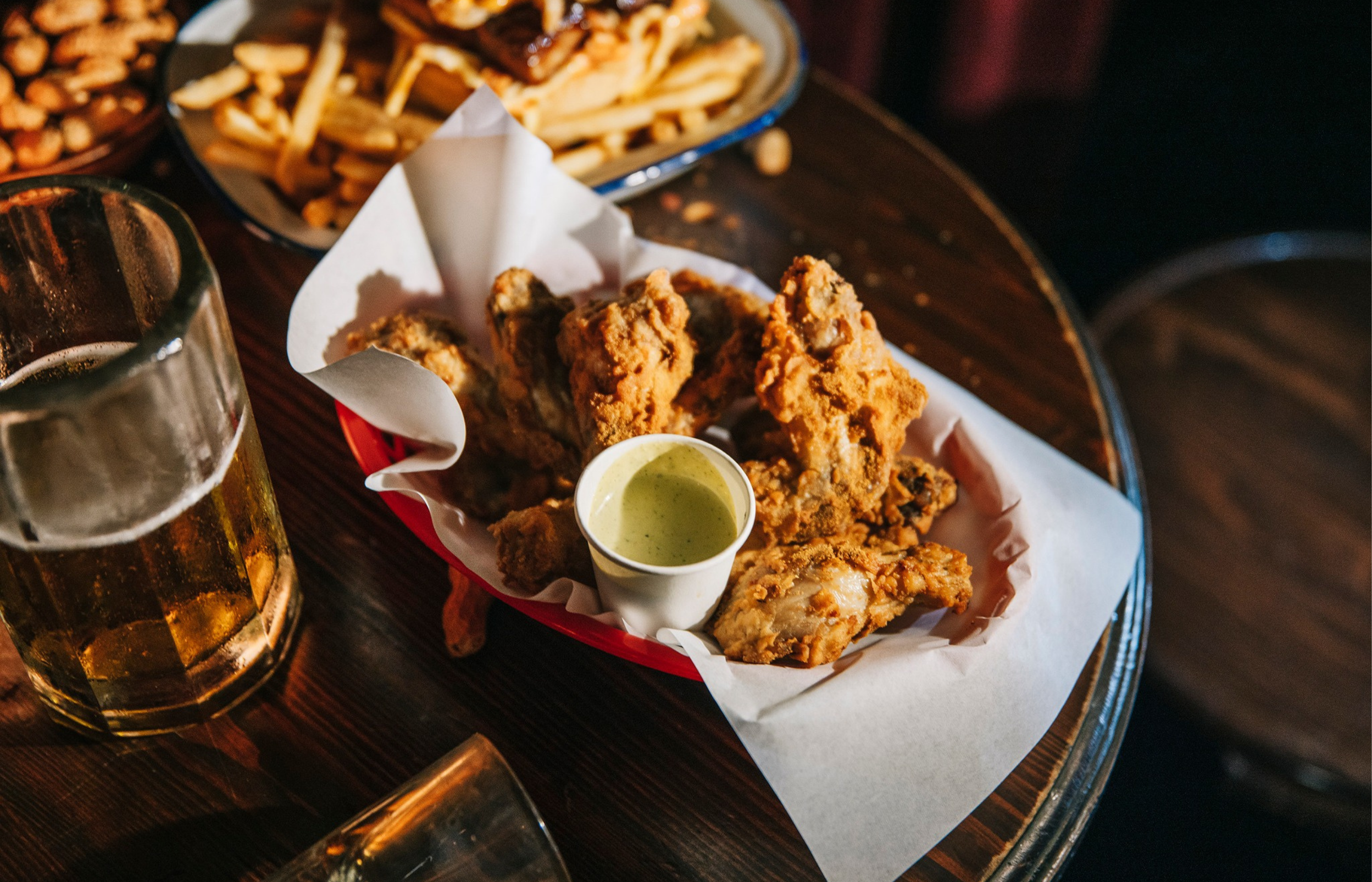 Chicken wings at Alabama Song