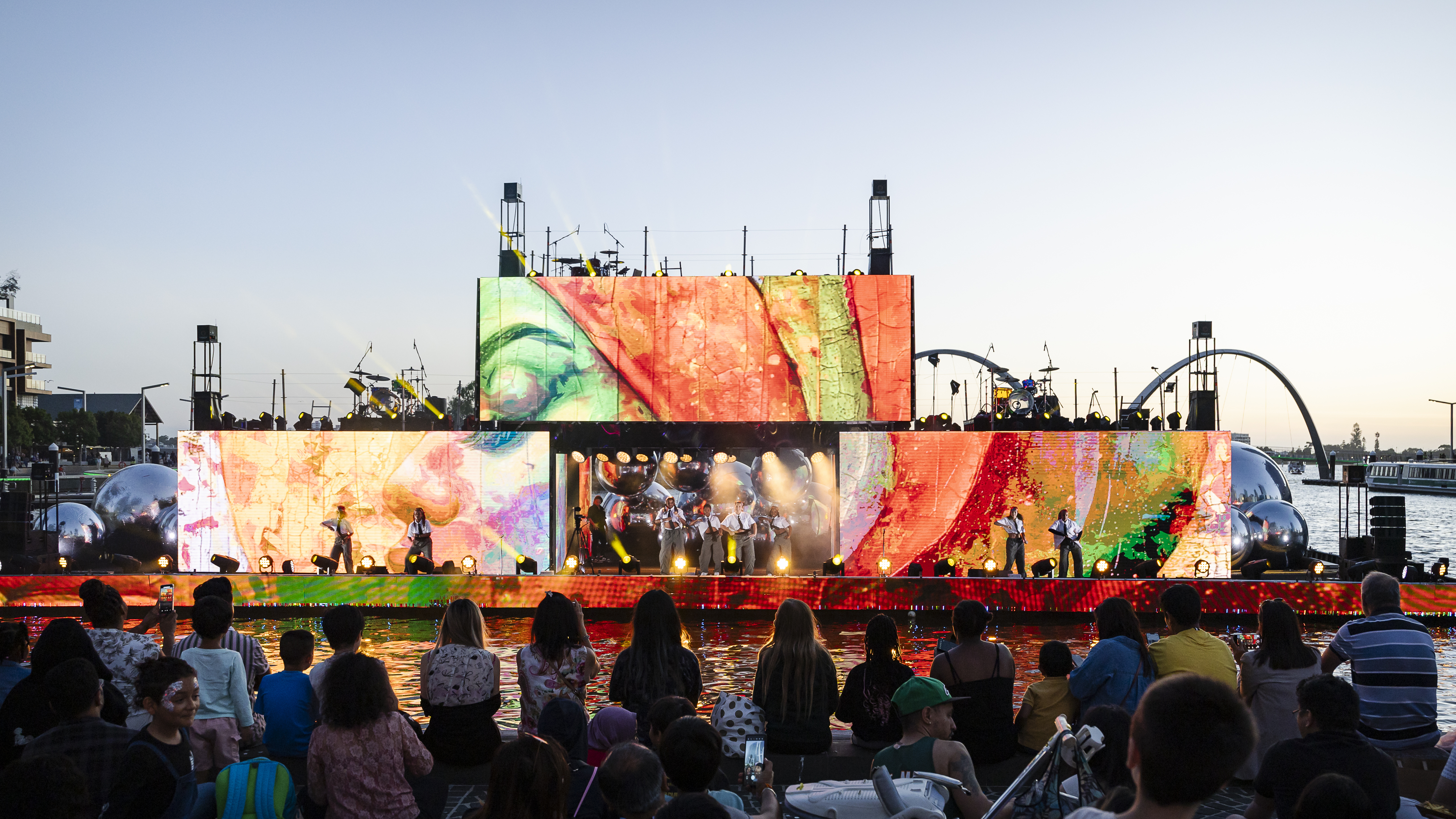 Floating stage at Elizabeth Quay