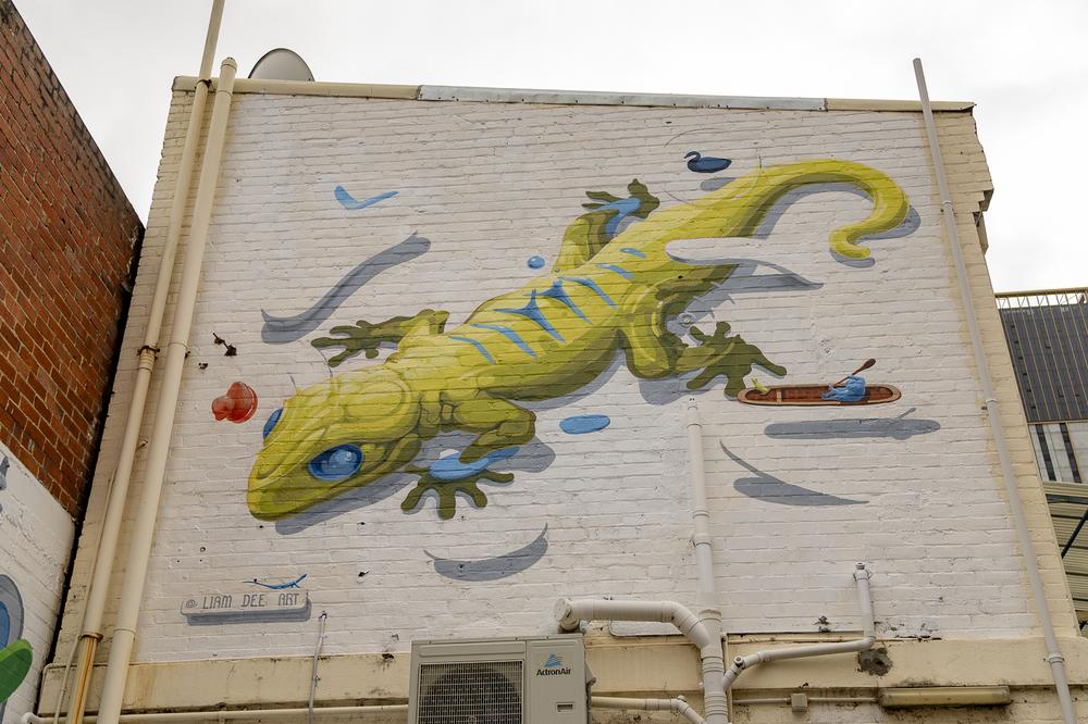 Liam Dee Gecko Mural in Wolf Lane